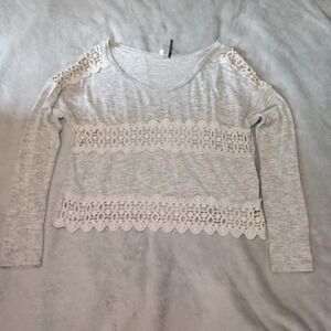 You Are Not Alone Heather Gray Crochet Lace Trim Long Sleeve Top Medium CR1930